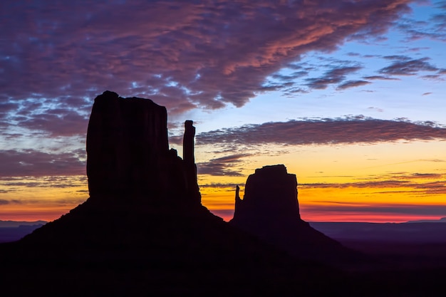 Widok na rękawiczki w Monument Valley