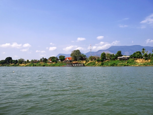 Widok na rzekę Mekong Laos