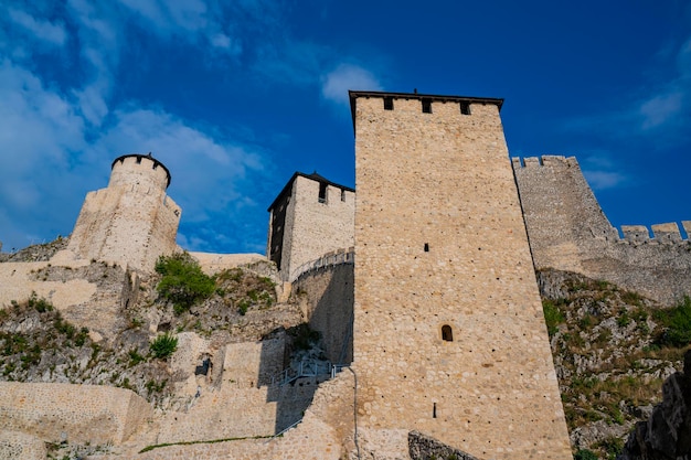 Widok Na średniowieczną Fortecę Golubac W Serbii