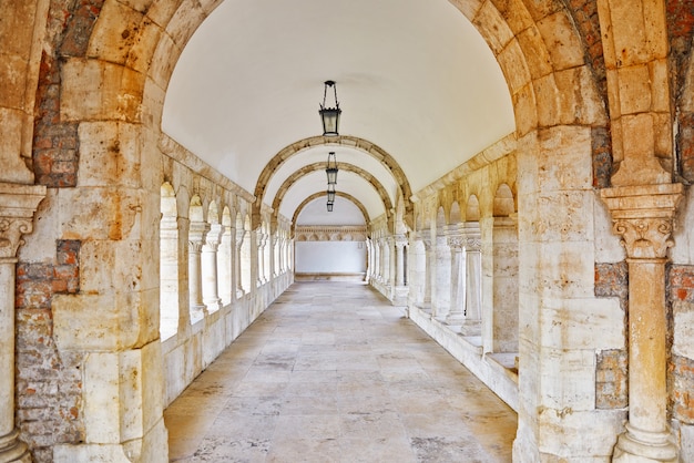 Widok na Stary Baszta Rybacka w Budapeszcie. Galeria Łukowa.