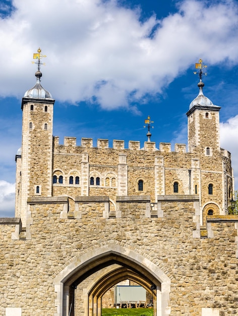 Widok na Tower of London w Anglii