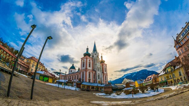 Widok panoramiczny budynków na tle nieba