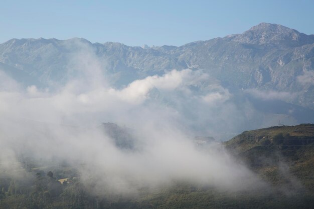 Widok Picos de Europa z Escobal, Austurias, Hiszpania