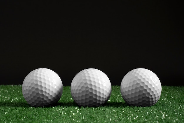 Zdjęcie widok piłek golfowych