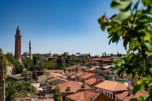 Widok starego miasta Antalya Kaleici kwartał ANTALYA TURCJA