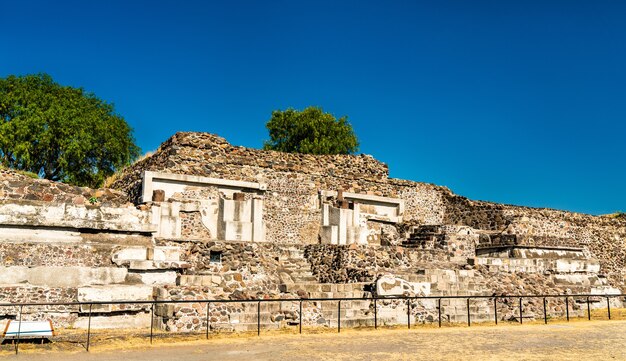 Widok Teotihuacan, Starożytnego Mezoamerykańskiego Miasta W Meksyku