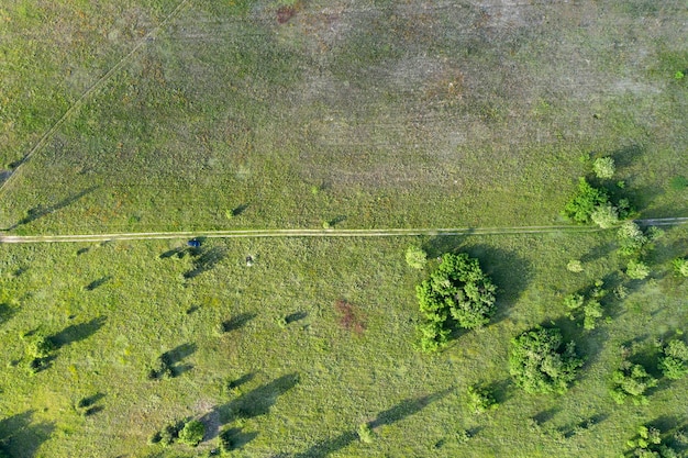 widok wiejskiej drogi z góry widok z lotu ptaka