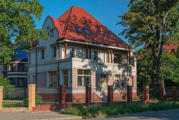 Widok willi Aron w zabytkowej dzielnicy Amalienau Kaliningrad Rosja