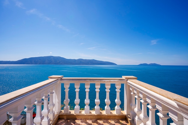Widok Z Balkonu Domu We Wlorze Albanii