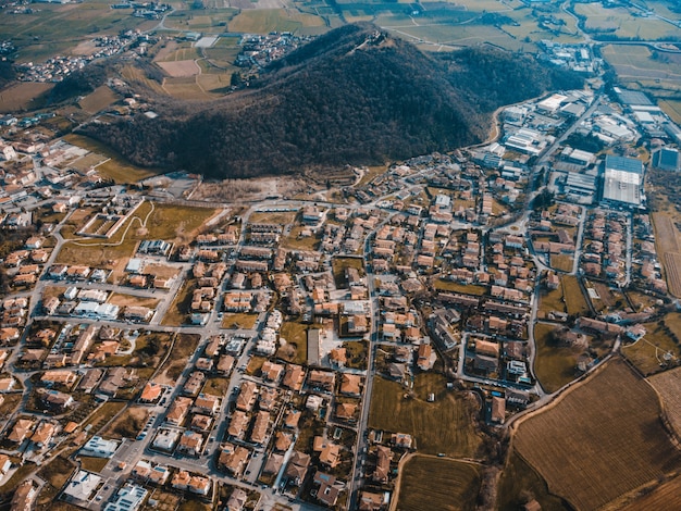 Widok z drona na franciacorta, brescia