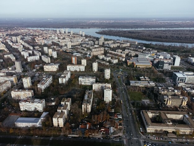 Widok z drona na miasto Belgradu w dzielnicy Nowy Belgrad