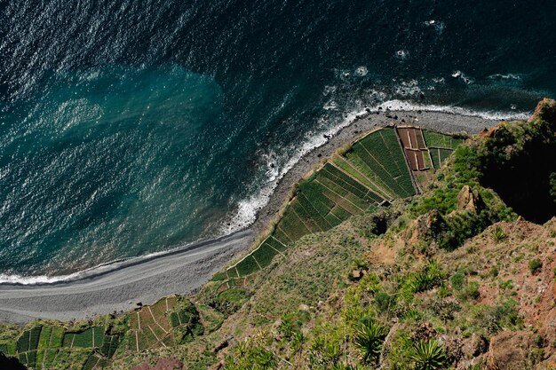 Zdjęcie widok z klifów cabo girao na maderze w portugalii