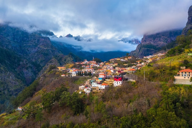 Widok z lotu ptaka Curral Das Freiras na Maderze, Portugalia