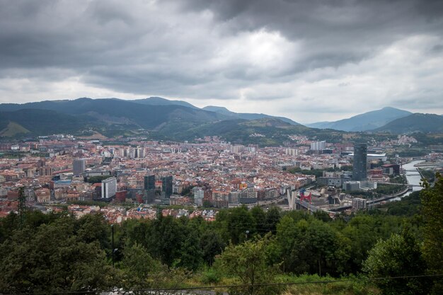 Widok z lotu ptaka miasta Bilbao Kraj Basków Hiszpania