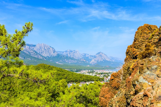 Widok z lotu ptaka miasta Kemer w prowincji Antalya Turcja