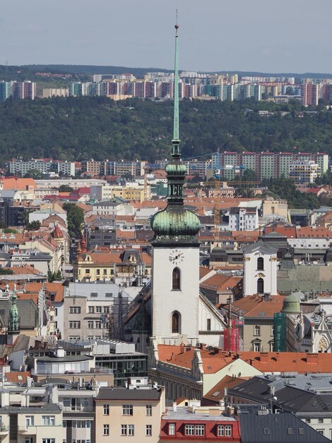 Widok z lotu ptaka na Brno