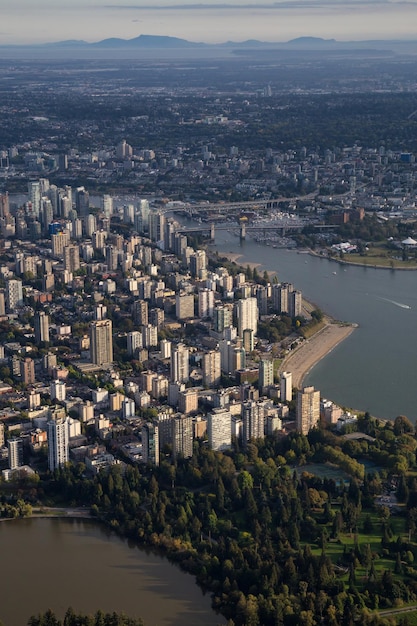 Widok z lotu ptaka na centrum Vancouver Kolumbia Brytyjska Kanada Nowoczesne miasto