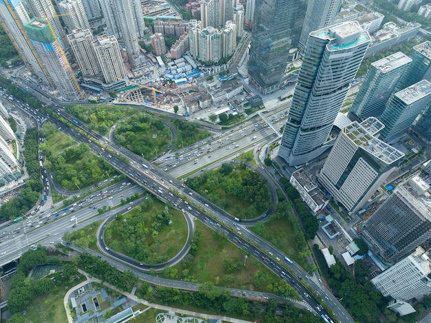 Widok z lotu ptaka na krajobraz i ruch w godzinach szczytu w centrum miasta Shenzhen ChinaHyperlapse