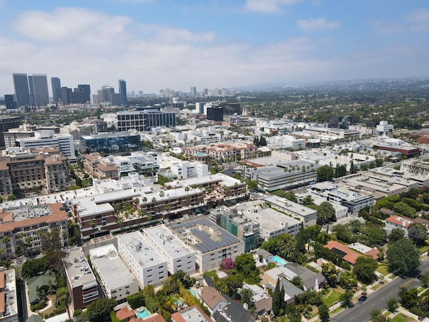 Widok z lotu ptaka na miasto Beverly Hills w kalifornijskim hrabstwie Los Angeles Dom wielu hollywoodzkich gwiazd