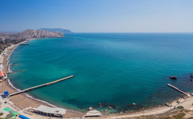 Widok z lotu ptaka na plażę Sudak