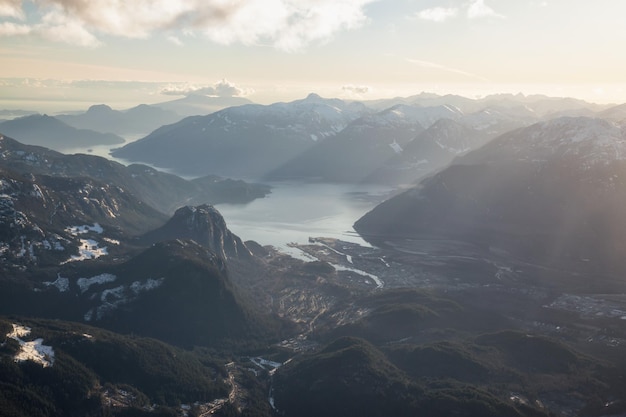 Widok z lotu ptaka na Squamish City BC Kanada