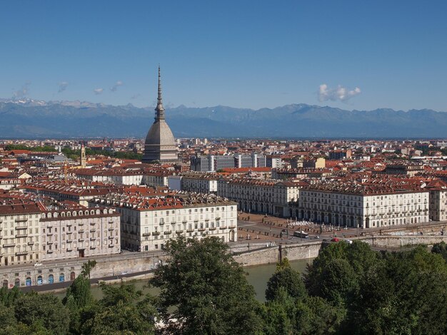 Widok z lotu ptaka na Turyn