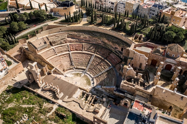 Widok z lotu ptaka rzymskiego teatru w Cartagena