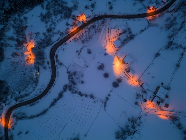 Widok z lotu ptaka Woodlands Blue Hour Winter Day w Giresun Turcja