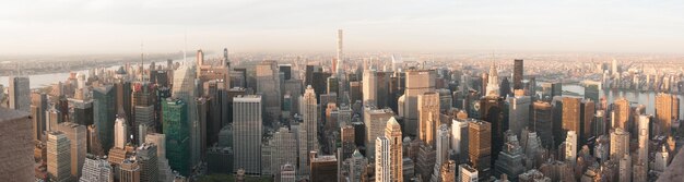 Zdjęcie widok z powietrza nowoczesnych budynków w mieście