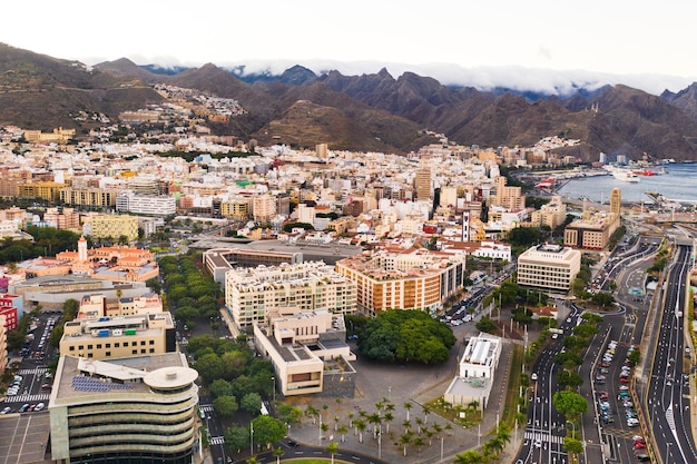 Widok z wysokości stolicy Teneryfy Santa Cruz de Tenerife Wyspy Kanaryjskie Hiszpania