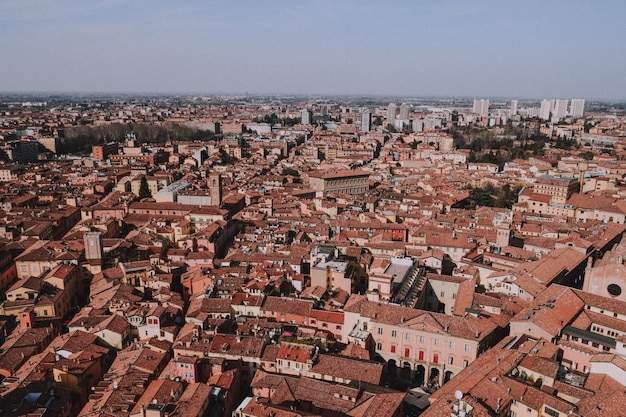 Widoki na miasto ze szczytu wież Bolonii