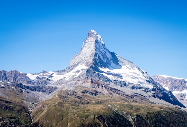 widoki na szczyt Matterhorn w Zermatt w Szwajcarii.