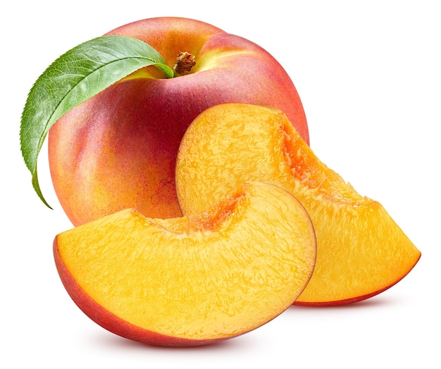 ?wie?ych li?ci brzoskwini wyizolowanych na bia?ym Brzoskwinia organicznych Peach clipping path Pełna głębia ostrości