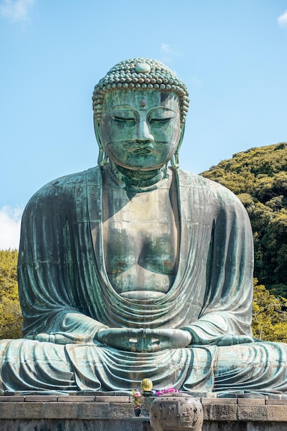 Wielka niebieska posąg Buddy Kamakura Daibutsu w Kotoku w świątyni w KamakuraKanagawa w Japonii