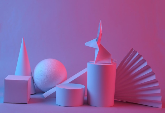 Wielkanocna minimalistyczna kompozycja króliczka origami i geometrycznych kształtów w czerwonym niebieskim neonowym świetle Concept art