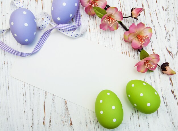 Zdjęcie wielkanocny tło z easter jajkami