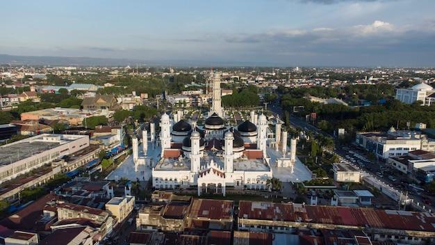 Wielki Meczet Baiturrahman, miasto Banda Aceh, Indonezja.