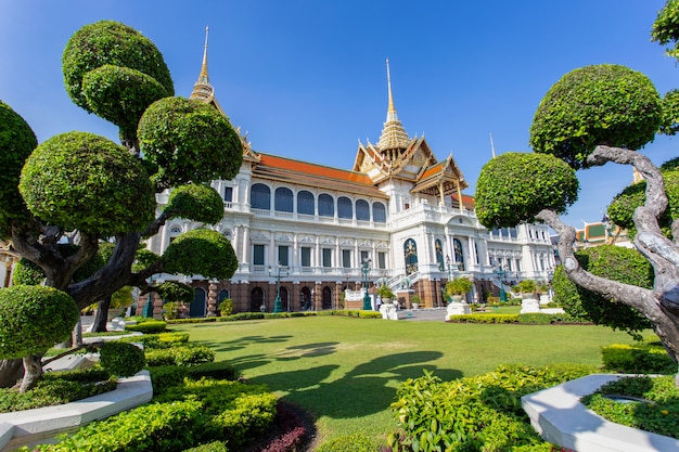 Wielki pałac, Wat pra kaew z niebieskim niebem, Bangkok, Tajlandia