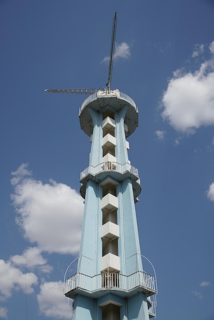 Wieża spadochronowa w Muzeum Tureckiego Związku Lotniczego Ankara Turkiye