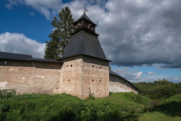 Wieża Zwiastowania Najświętszej Maryi Panny PskowPechersk Klasztor Peczory Obwód pskowski Rosja