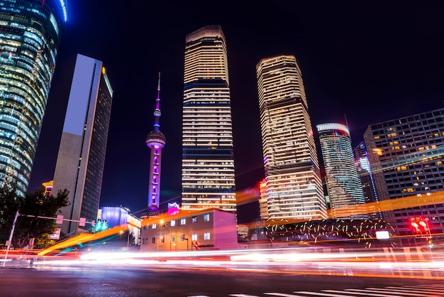 Wieżowiec Shanghai Lujiazui I Fuzzy Car Lights