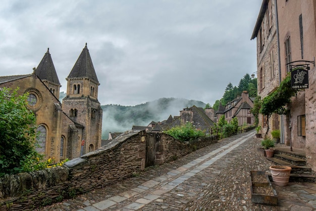 Wioska Conques we Francji