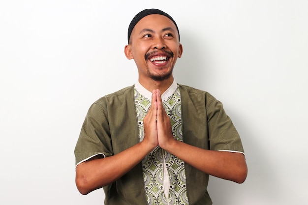 Witając Ramadan Szczęśliwy indonezyjski muzułmanin
