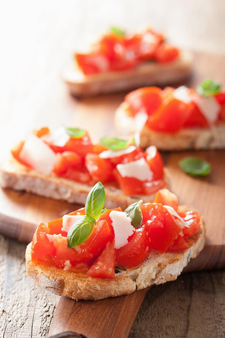 Zdjęcie włoska bruschetta z pomidorami, parmezanem, czosnkiem i oliwą z oliwek