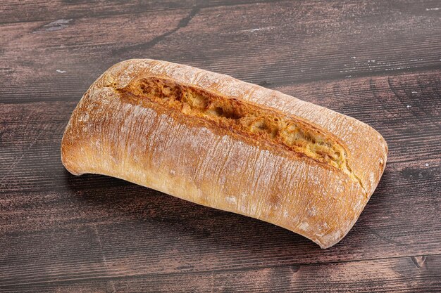 Zdjęcie włoski chleb ciabatta świeży z skorupą