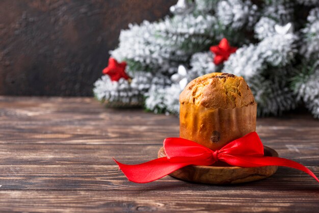 Włoski Tradycyjny Tort świąteczny Panettone