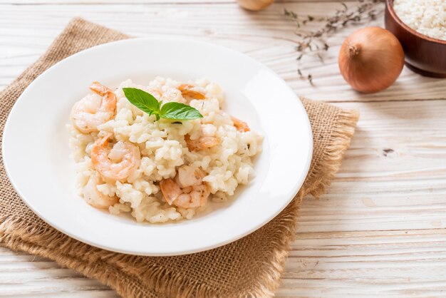 włoskie risotto z krewetkami