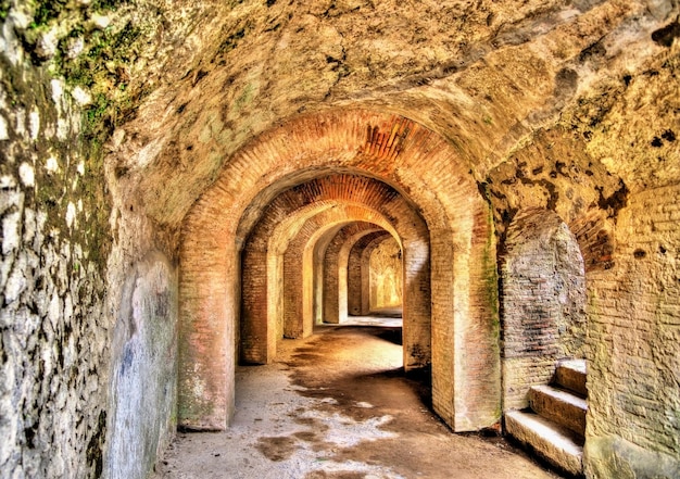 Wnętrze amfiteatru w Pompejach we Włoszech