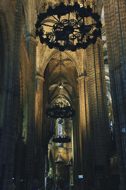 Wnętrze katedry w Barcelonie