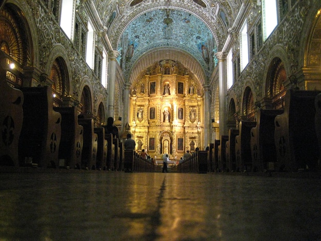Wnętrze kościoła Santo Domingo de Guzman